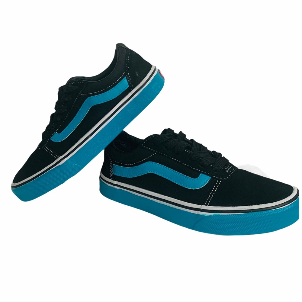 SOLD Vans Sk8-Low Old School Classic Shoes - Picture 6 of 10